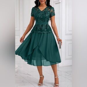 Elegant Green Lace Overlay Dress